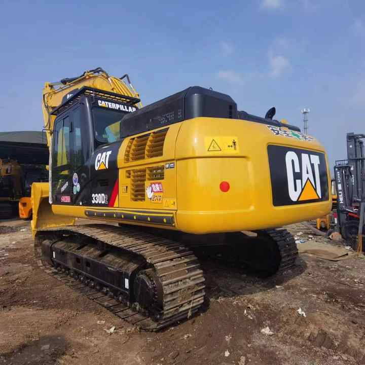 CAT second-hand 330D excavator sold at low price and in very good condition Japanese original hydraulic crawler excavator - حفارة: صورة 3 CAT second-hand 330D excavator sold at low price and in very good condition Japanese original hydraulic crawler excavator - حفارة: صورة 3