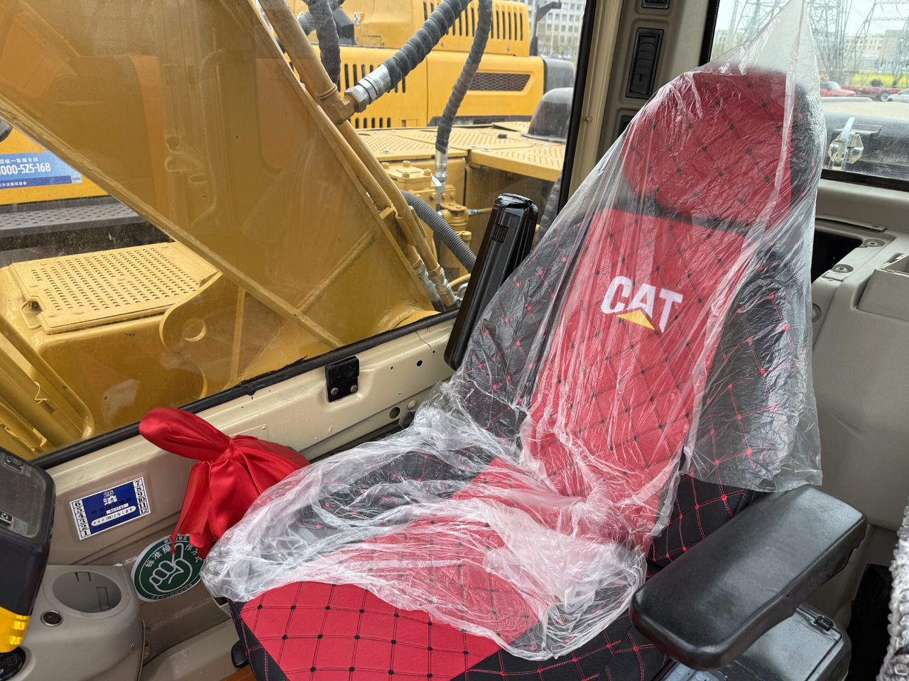 حفار زحاف CATERPILLAR 320b [ Copy ]: صورة 21