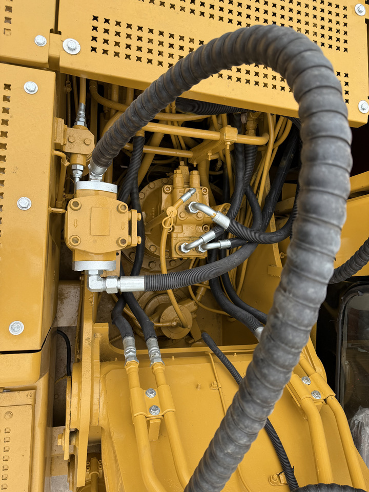 حفار زحاف CATERPILLAR 320b [ Copy ]: صورة 19
