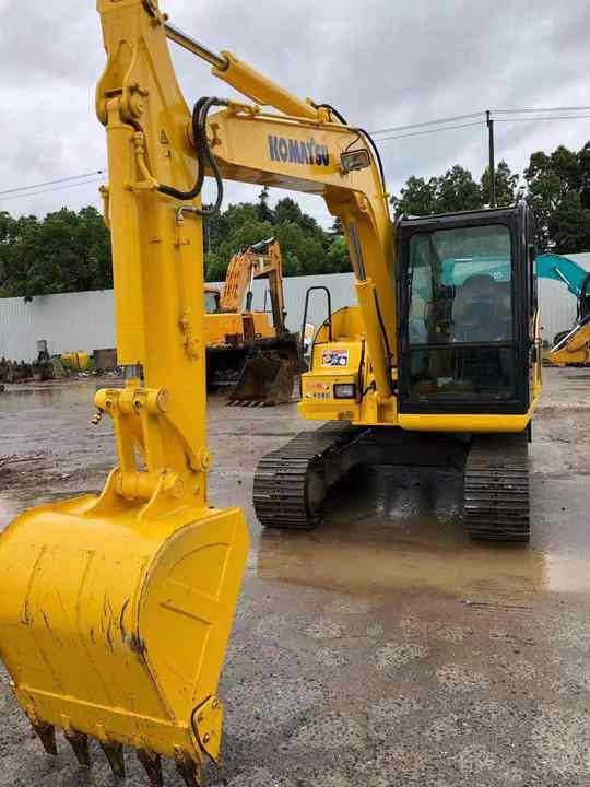 Cheap Used Komatsu PC70-8 Crawler Excavator with High Efficiency Used Heavy Machinery Komatsu PC70-8 Digger Cheap for Sale - حفار زحاف: صورة 3 Cheap Used Komatsu PC70-8 Crawler Excavator with High Efficiency Used Heavy Machinery Komatsu PC70-8 Digger Cheap for Sale - حفار زحاف: صورة 3