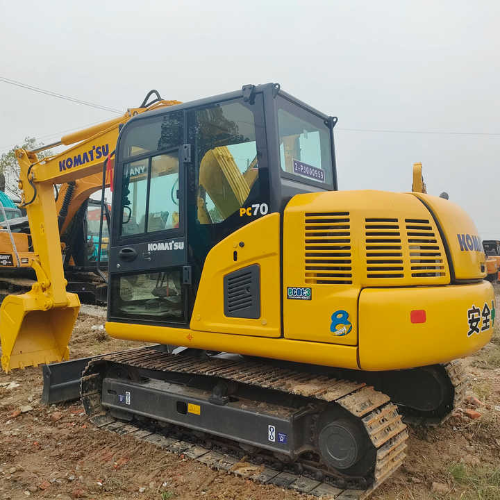 Cheap Used Komatsu PC70-8 Crawler Excavator with High Efficiency Used Heavy Machinery Komatsu PC70-8 Digger Cheap for Sale - حفار زحاف: صورة 2 Cheap Used Komatsu PC70-8 Crawler Excavator with High Efficiency Used Heavy Machinery Komatsu PC70-8 Digger Cheap for Sale - حفار زحاف: صورة 2