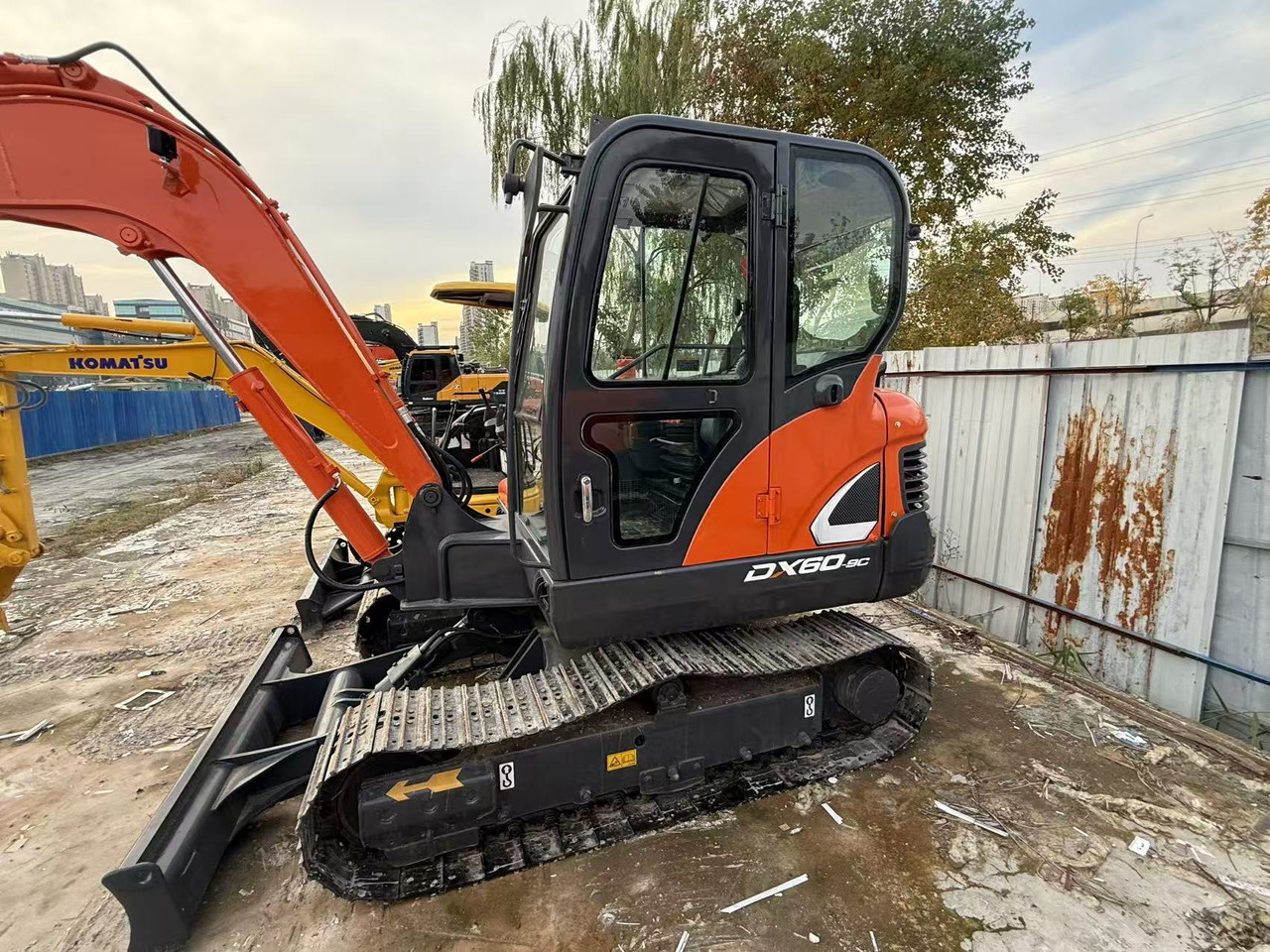 DOOSAN Used large Doosan DX60 excavators, original DX60 used excavators, 6-ton DX60 hydraulic excavators, best-selling at low prices. - حفارة مُصَّغرة: صورة 4 DOOSAN Used large Doosan DX60 excavators, original DX60 used excavators, 6-ton DX60 hydraulic excavators, best-selling at low prices. - حفارة مُصَّغرة: صورة 4