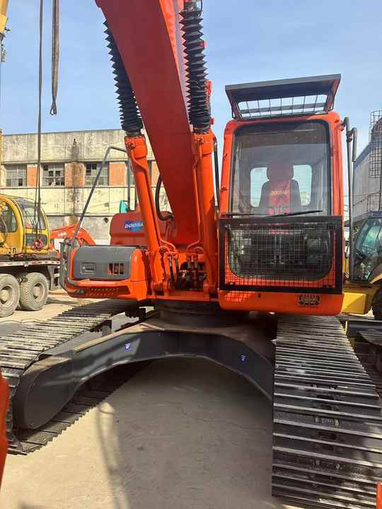 Doosan DX225LC Second-Hand Excavator | Korea Direct Import | 1-Year Warranty & Free Sea Shipping - حفار زحاف: صورة 2 Doosan DX225LC Second-Hand Excavator | Korea Direct Import | 1-Year Warranty & Free Sea Shipping - حفار زحاف: صورة 2
