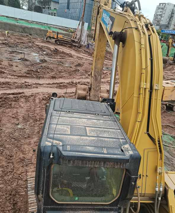 Good Condition Used CAT Excavator Japan 330GC Original Used Excavator Cat 330GC in Stock - حفار زحاف: صورة 5 Good Condition Used CAT Excavator Japan 330GC Original Used Excavator Cat 330GC in Stock - حفار زحاف: صورة 5