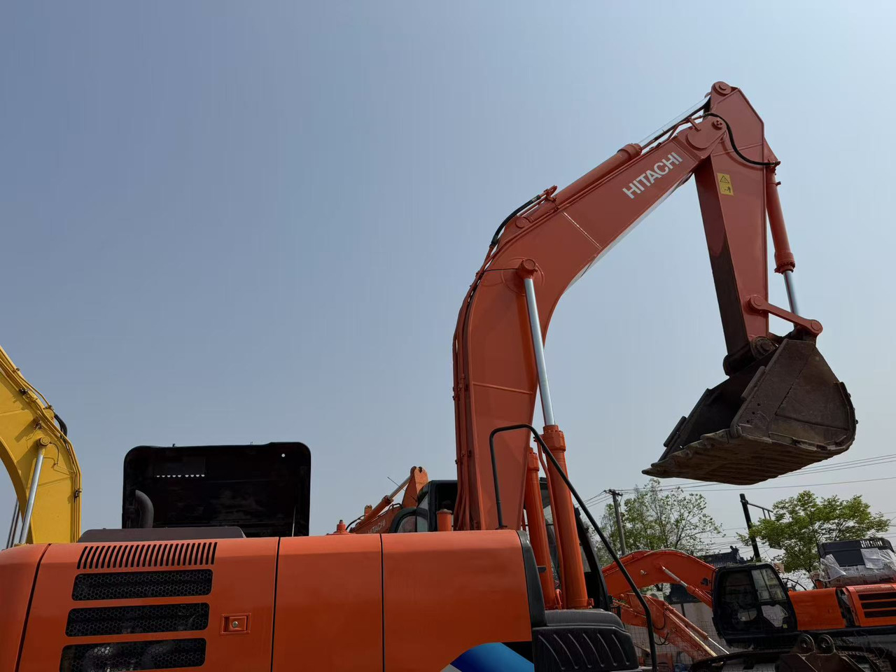 حفار زحاف Hitachi 350-5g [ Copy ] [ Copy ]: صورة 9