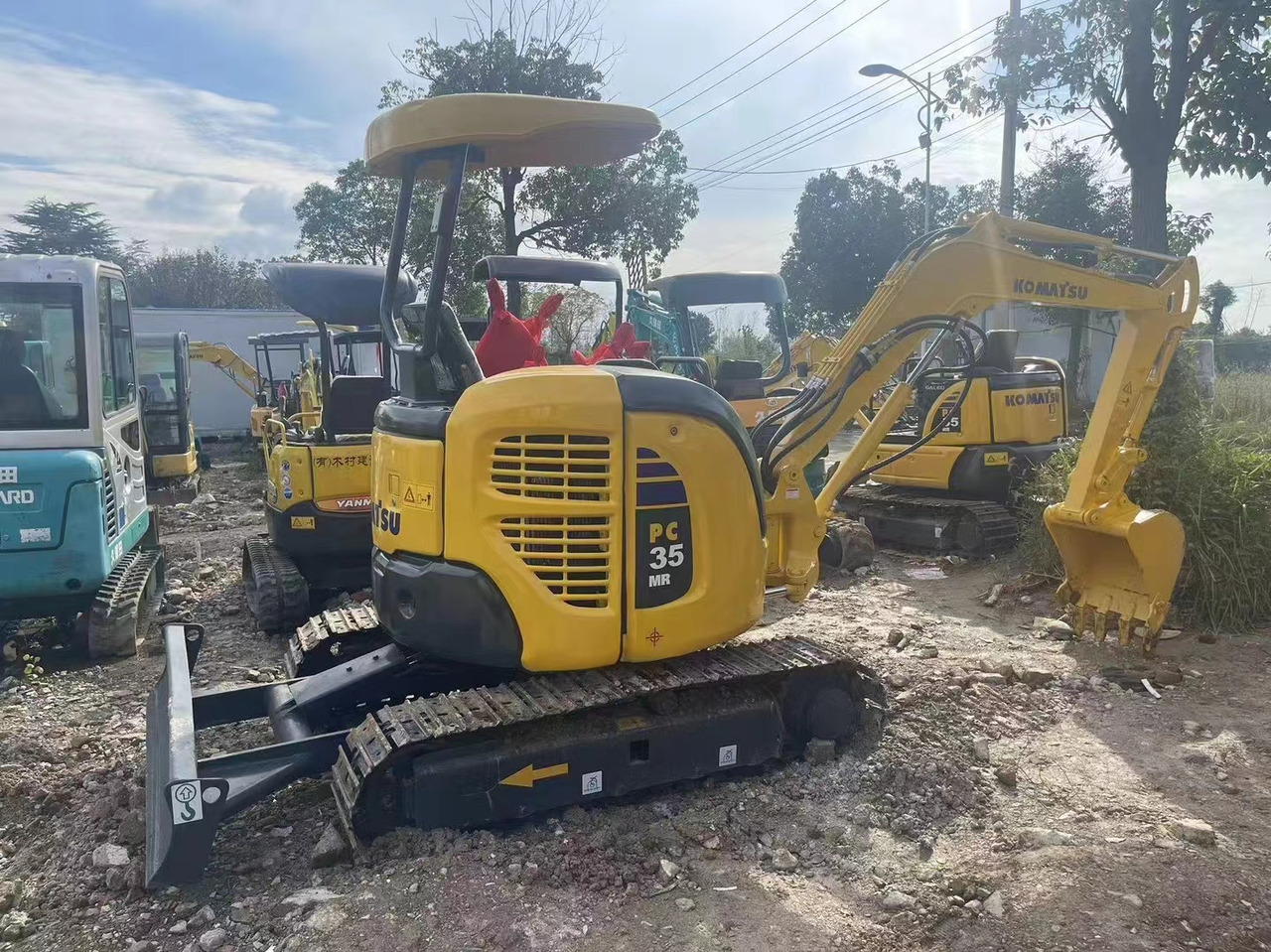 KOMATSU PC35 - حفارة مُصَّغرة: صورة 1 KOMATSU PC35 - حفارة مُصَّغرة: صورة 1