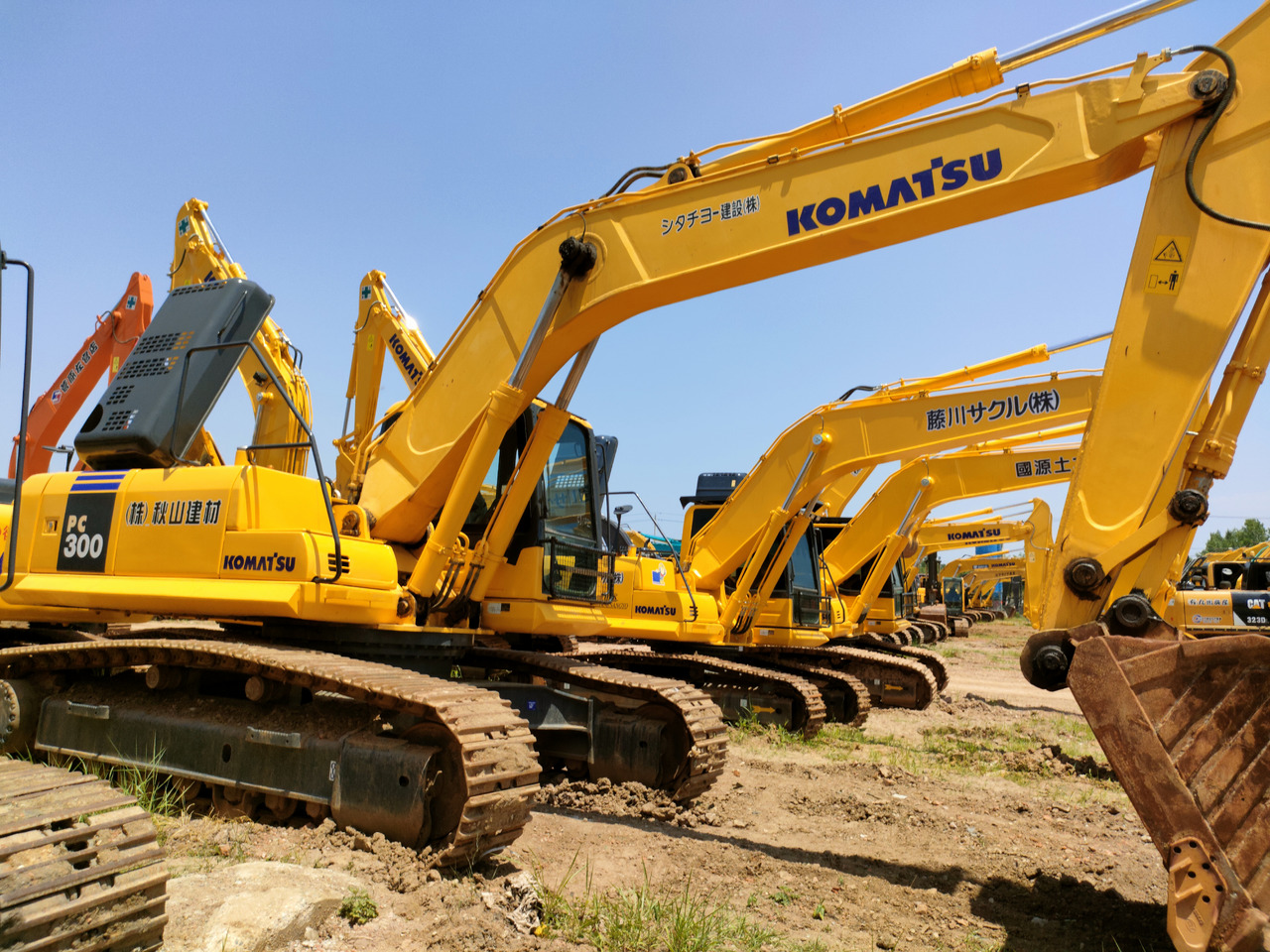 Komatsu 300-7 - حفار زحاف: صورة 3 Komatsu 300-7 - حفار زحاف: صورة 3