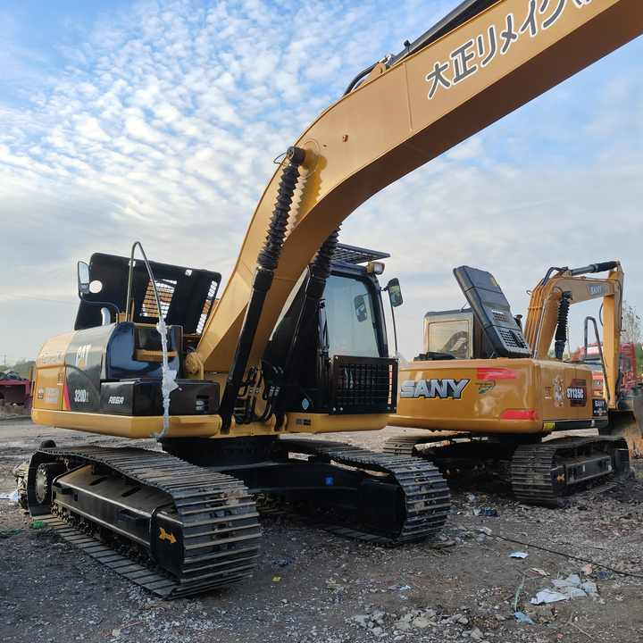 USED Construction Caterpillar Cat 330D Excavator Earthmoving Machinery Used CAT 320D 325D 330D Used Excavators - حفار زحاف: صورة 2 USED Construction Caterpillar Cat 330D Excavator Earthmoving Machinery Used CAT 320D 325D 330D Used Excavators - حفار زحاف: صورة 2