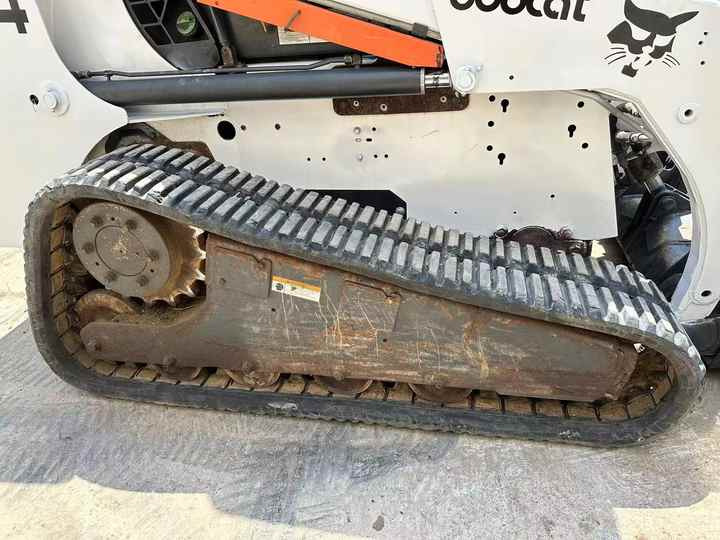 Used Bob Cat Bob Cat T864 Used Mini Skid Steer Wheel Loader Multifunctional Track Loaders Bobcat - شيول صغير: صورة 5 Used Bob Cat Bob Cat T864 Used Mini Skid Steer Wheel Loader Multifunctional Track Loaders Bobcat - شيول صغير: صورة 5