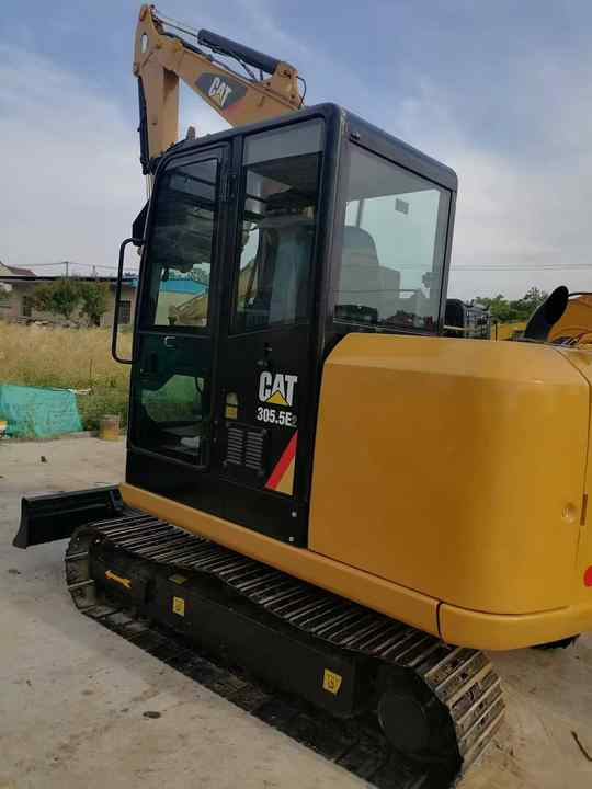 Used CAT 305.5E 5T Second Hand Japan Original MINI Excavator Mining Construction Excavators Hot Sale 306 307 308 Small Mini 6t - حفارة مُصَّغرة: صورة 2 Used CAT 305.5E 5T Second Hand Japan Original MINI Excavator Mining Construction Excavators Hot Sale 306 307 308 Small Mini 6t - حفارة مُصَّغرة: صورة 2