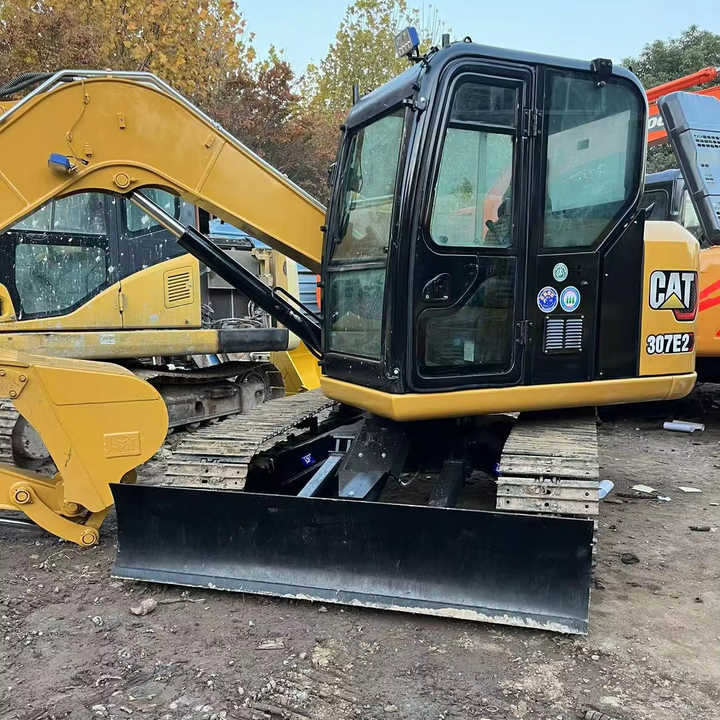 Used Caterpillar CAT 307E2 Crawler Mini Hydraulic Digger Second Hand Cat 307E2 Excavator - حفارة: صورة 1 Used Caterpillar CAT 307E2 Crawler Mini Hydraulic Digger Second Hand Cat 307E2 Excavator - حفارة: صورة 1
