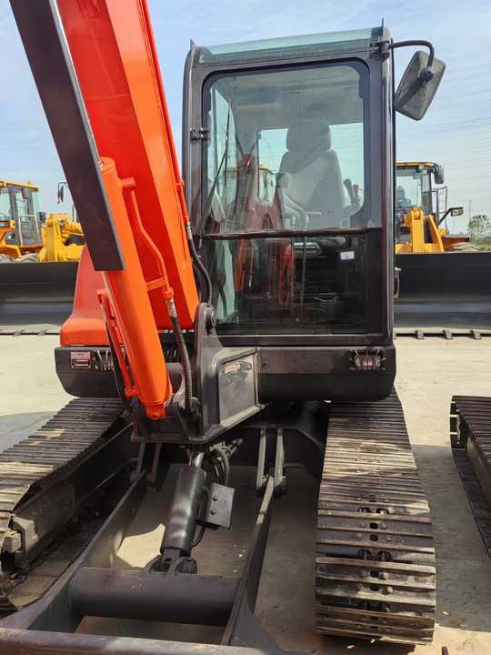 Used Digger DOOSAN DX60 Construction Machinery Construction Digger Used DOOSAN DX60 Cheap Excavator - حفار زحاف: صورة 3 Used Digger DOOSAN DX60 Construction Machinery Construction Digger Used DOOSAN DX60 Cheap Excavator - حفار زحاف: صورة 3