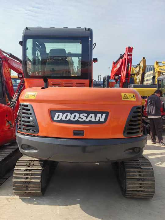 Used Digger DOOSAN DX60 Construction Machinery Construction Digger Used DOOSAN DX60 Cheap Excavator - حفار زحاف: صورة 4 Used Digger DOOSAN DX60 Construction Machinery Construction Digger Used DOOSAN DX60 Cheap Excavator - حفار زحاف: صورة 4