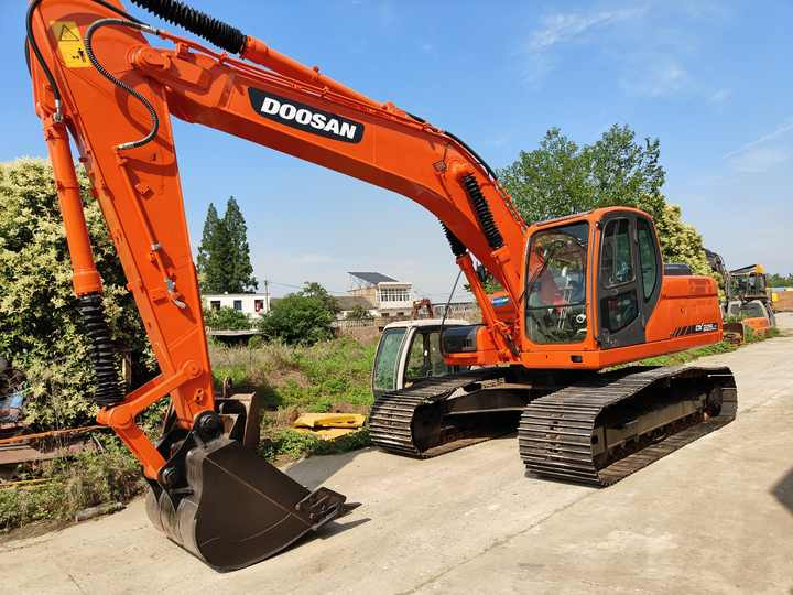 Used Doosan DX225LC Excavator | Low Hours | Heavy Duty | Global Shipping | Well-Maintained - حفار زحاف: صورة 5 Used Doosan DX225LC Excavator | Low Hours | Heavy Duty | Global Shipping | Well-Maintained - حفار زحاف: صورة 5