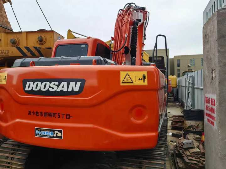 Used Doosan Hydraulic Excavator DX140 Low Price Korea Doosan DX140-9 Used Excavator for Sale - حفارة: صورة 4 Used Doosan Hydraulic Excavator DX140 Low Price Korea Doosan DX140-9 Used Excavator for Sale - حفارة: صورة 4