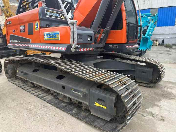 Used Excavator Doosan DX225LC-9 Excavators Mini Equipment Earth Moving Machinery Doosan Digger Excavator for Sale - حفار زحاف: صورة 4 Used Excavator Doosan DX225LC-9 Excavators Mini Equipment Earth Moving Machinery Doosan Digger Excavator for Sale - حفار زحاف: صورة 4