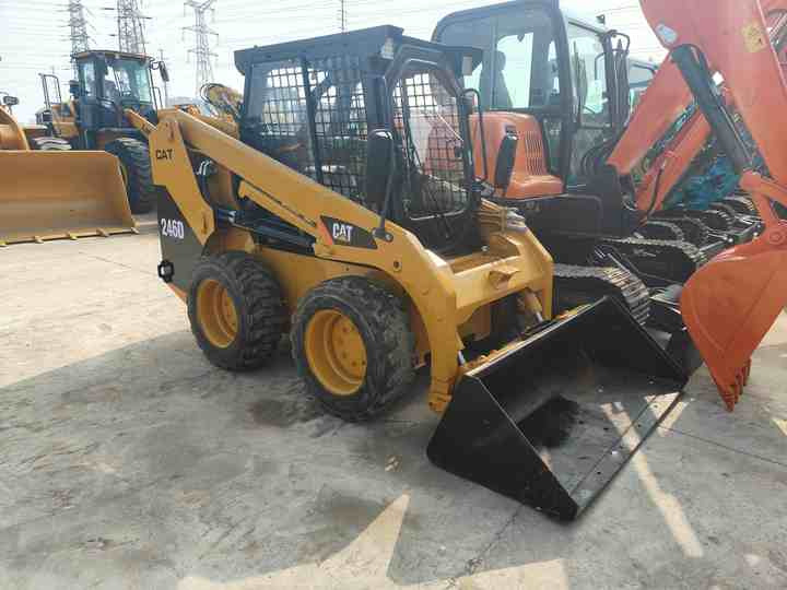 شيول صغير Used  Front Loader Tractor CAT 246D Skid Steer Loader / Used Cat 226B 246C 246d Mini Skid Steer Loader in Stock [ Copy ] [ Copy ]: صورة 6
