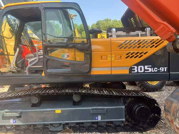 Used HYUNDAI 305LC-9T Crawler Excavator with Good Performance Hyundai30 Tons Earthmoving Machinery with Low Price On-sale - حفار زحاف: صورة 4 Used HYUNDAI 305LC-9T Crawler Excavator with Good Performance Hyundai30 Tons Earthmoving Machinery with Low Price On-sale - حفار زحاف: صورة 4