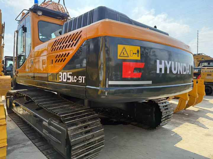 Used HYUNDAI305lc-9c Hydraulic Excavator with Excellent Performance hyundai Running Working Condition Low Price for Sale - حفارة: صورة 5 Used HYUNDAI305lc-9c Hydraulic Excavator with Excellent Performance hyundai Running Working Condition Low Price for Sale - حفارة: صورة 5