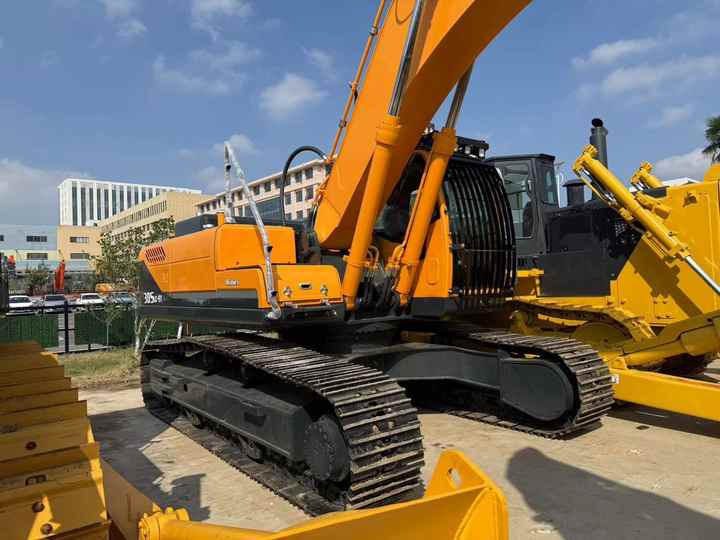 Used HYUNDAI305lc-9c Hydraulic Excavator with Excellent Performance hyundai Running Working Condition Low Price for Sale - حفارة: صورة 3 Used HYUNDAI305lc-9c Hydraulic Excavator with Excellent Performance hyundai Running Working Condition Low Price for Sale - حفارة: صورة 3