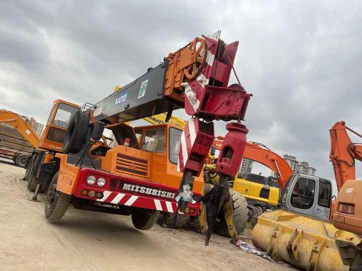 Used Heavy Construction Equipment kato 25 Tons Second Hand Mobile Crane Used Machine Hot Sale - موبايل كرين: صورة 4 Used Heavy Construction Equipment kato 25 Tons Second Hand Mobile Crane Used Machine Hot Sale - موبايل كرين: صورة 4