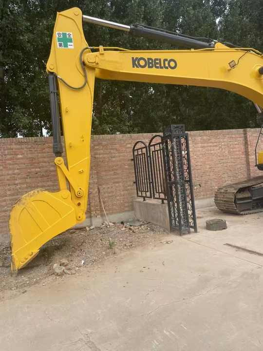 Used KOBELCO SK250 Model Skid Stree Second Hand Machine Popular Brand Japan Hydraulic Machinery - حفار زحاف: صورة 3 Used KOBELCO SK250 Model Skid Stree Second Hand Machine Popular Brand Japan Hydraulic Machinery - حفار زحاف: صورة 3