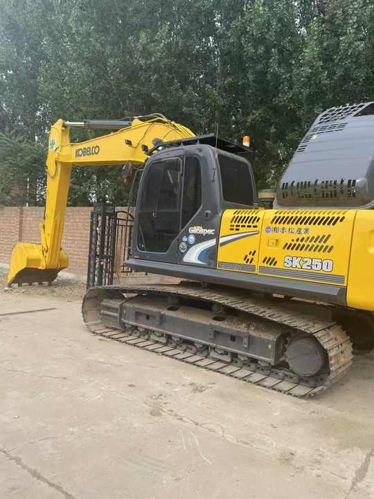 Used Kobelco SK250 Model Excavator Second Hand Machine Popular Brand JAPAN Kobelco Hydraulic Machinery - حفار زحاف: صورة 4 Used Kobelco SK250 Model Excavator Second Hand Machine Popular Brand JAPAN Kobelco Hydraulic Machinery - حفار زحاف: صورة 4