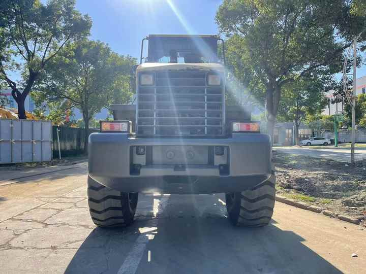Used Komatsu WA320-5 Wheel Loader for Sale | Reliable Secondhand Construction Equipment with Export Support - اللودر بعجل: صورة 2 Used Komatsu WA320-5 Wheel Loader for Sale | Reliable Secondhand Construction Equipment with Export Support - اللودر بعجل: صورة 2