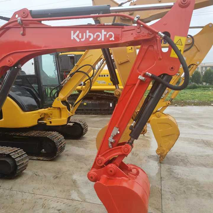 Used Kubota U35 Excavator for Sale | 2018-2023 Models | Low Hours , Full Service Records - حفار زحاف: صورة 4 Used Kubota U35 Excavator for Sale | 2018-2023 Models | Low Hours , Full Service Records - حفار زحاف: صورة 4