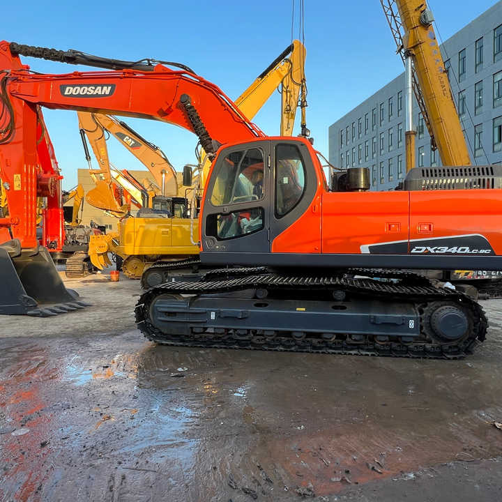 Used Large Doosan DX340 Excavator Original DX340-9 Used Excavator 34 Tons DX340lc-9c Hydraulic Excavator Sold Well - حفارة: صورة 1 Used Large Doosan DX340 Excavator Original DX340-9 Used Excavator 34 Tons DX340lc-9c Hydraulic Excavator Sold Well - حفارة: صورة 1