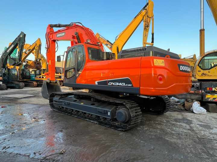 Used Large Doosan DX340 Excavator Original DX340-9 Used Excavator 34 Tons DX340lc-9c Hydraulic Excavator Sold Well - حفارة: صورة 2 Used Large Doosan DX340 Excavator Original DX340-9 Used Excavator 34 Tons DX340lc-9c Hydraulic Excavator Sold Well - حفارة: صورة 2