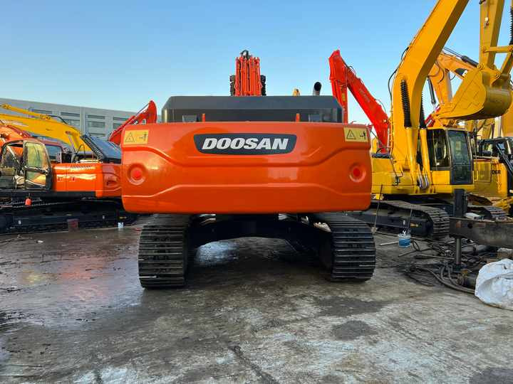 Used Large Doosan DX340 Excavator Original DX340-9 Used Excavator 34 Tons DX340lc-9c Hydraulic Excavator Sold Well - حفارة: صورة 3 Used Large Doosan DX340 Excavator Original DX340-9 Used Excavator 34 Tons DX340lc-9c Hydraulic Excavator Sold Well - حفارة: صورة 3