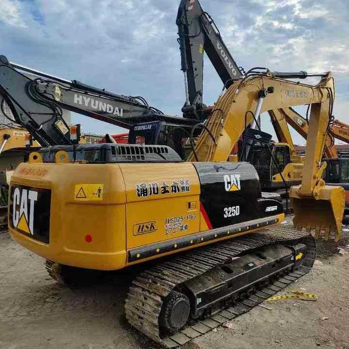 Used Second Hand CAT 325D 325DL Crawler Hydraulic Excavator Digger Japan Original 25 Tons Low Price - حفار زحاف: صورة 2 Used Second Hand CAT 325D 325DL Crawler Hydraulic Excavator Digger Japan Original 25 Tons Low Price - حفار زحاف: صورة 2