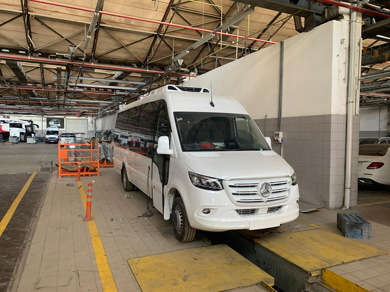 MERCEDES-BENZ SPRINTER 519 - حافلة صغيرة, ميكروباص: صورة 1 MERCEDES-BENZ SPRINTER 519 - حافلة صغيرة, ميكروباص: صورة 1