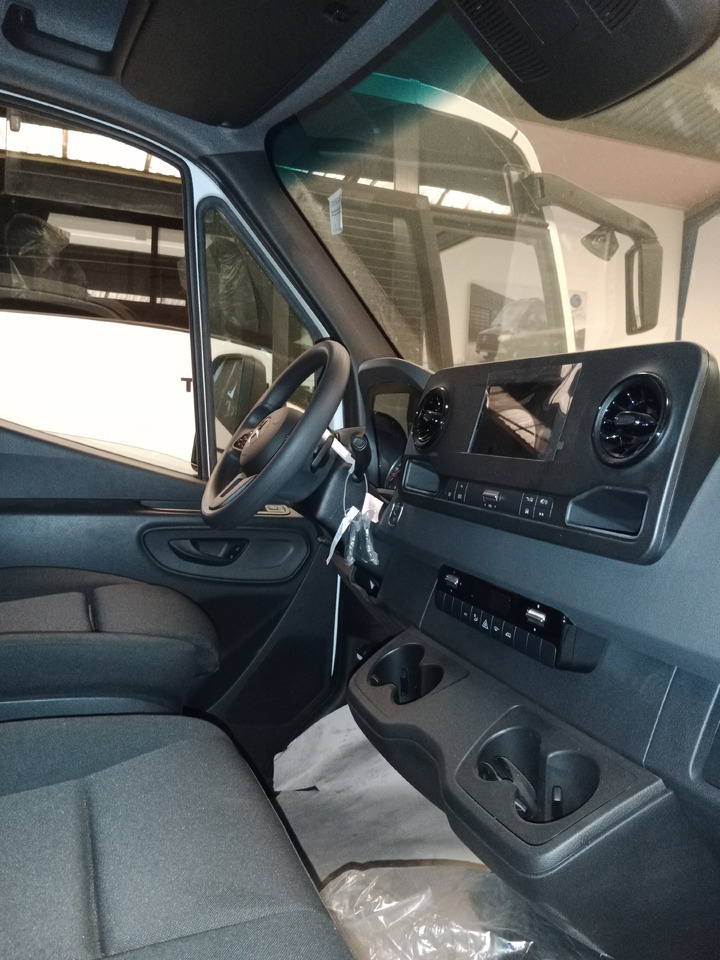 MERCEDES-BENZ SPRINTER 519 - شاحنات مسطحة: صورة 3 MERCEDES-BENZ SPRINTER 519 - شاحنات مسطحة: صورة 3