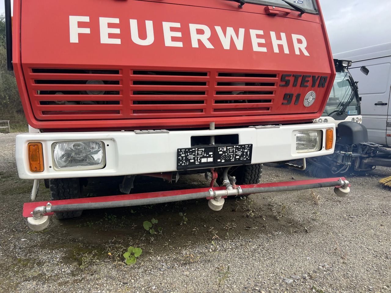 Steyr 791 4х4, 27000 км.Водоноска, FEUERWEHR, - سيارة إطفاء: صورة 3 Steyr 791 4х4, 27000 км.Водоноска, FEUERWEHR, - سيارة إطفاء: صورة 3
