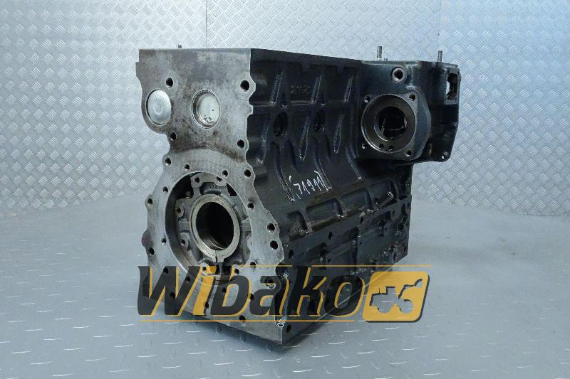 Crankcase for engine Kubota V2203 2.197 - علبة المرافق - آلات البناء: صورة 1 Crankcase for engine Kubota V2203 2.197 - علبة المرافق - آلات البناء: صورة 1