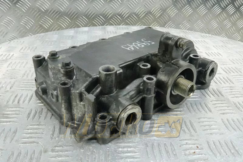 Deutz 04516135 - مبرد الزيت - آلات البناء: صورة 1 Deutz 04516135 - مبرد الزيت - آلات البناء: صورة 1