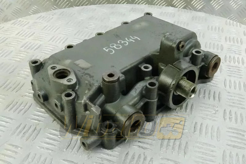 Deutz 04516135 - مبرد الزيت - آلات البناء: صورة 1 Deutz 04516135 - مبرد الزيت - آلات البناء: صورة 1