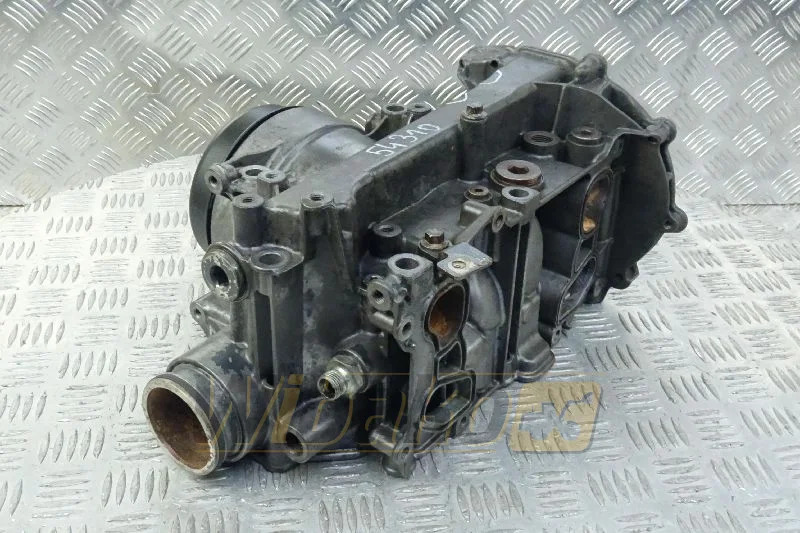 Deutz 04905718 - مبرد الزيت - آلات البناء: صورة 1 Deutz 04905718 - مبرد الزيت - آلات البناء: صورة 1