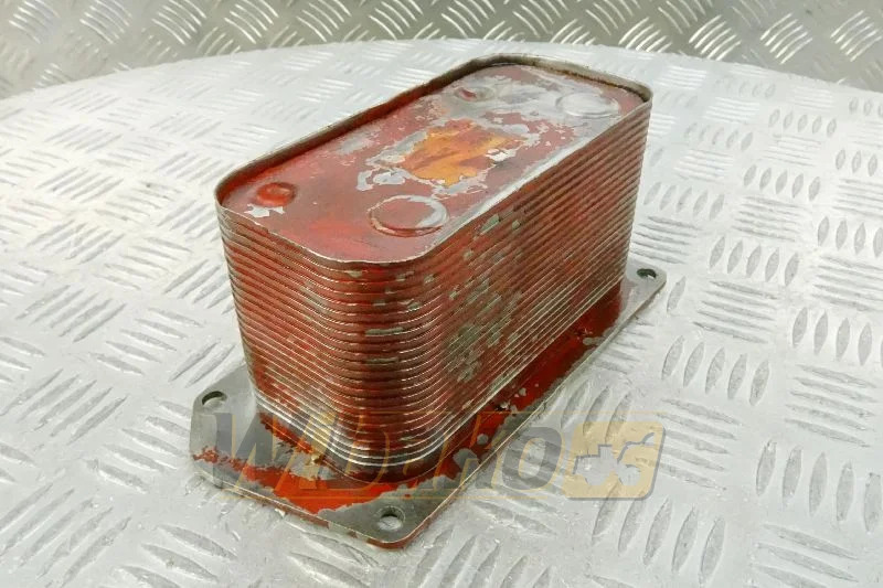 Deutz 04917322 - مبرد الزيت - آلات البناء: صورة 1 Deutz 04917322 - مبرد الزيت - آلات البناء: صورة 1