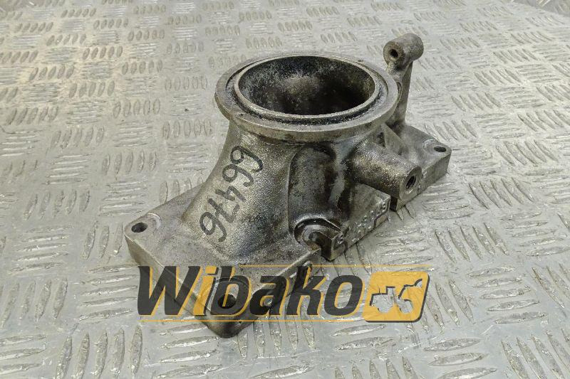 Inlet mainfold hub for engine Caterpillar C9.3 344-8268 - مشعب السحب - آلات البناء: صورة 1 Inlet mainfold hub for engine Caterpillar C9.3 344-8268 - مشعب السحب - آلات البناء: صورة 1