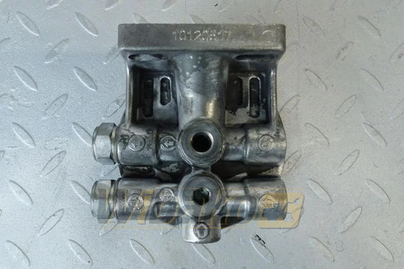 Liebherr 10120517 - فلتر الزيت - آلات البناء: صورة 1 Liebherr 10120517 - فلتر الزيت - آلات البناء: صورة 1