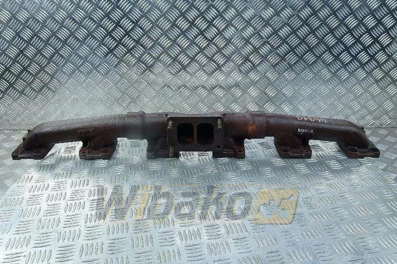 Volvo D12C 3155030/20743490/8170973/8170972 - مشعب العادم - آلات البناء: صورة 1 Volvo D12C 3155030/20743490/8170973/8170972 - مشعب العادم - آلات البناء: صورة 1