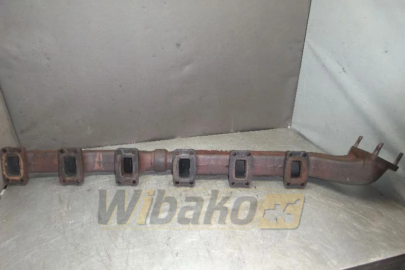 Volvo D16 1000971 - مشعب العادم - آلات البناء: صورة 1 Volvo D16 1000971 - مشعب العادم - آلات البناء: صورة 1