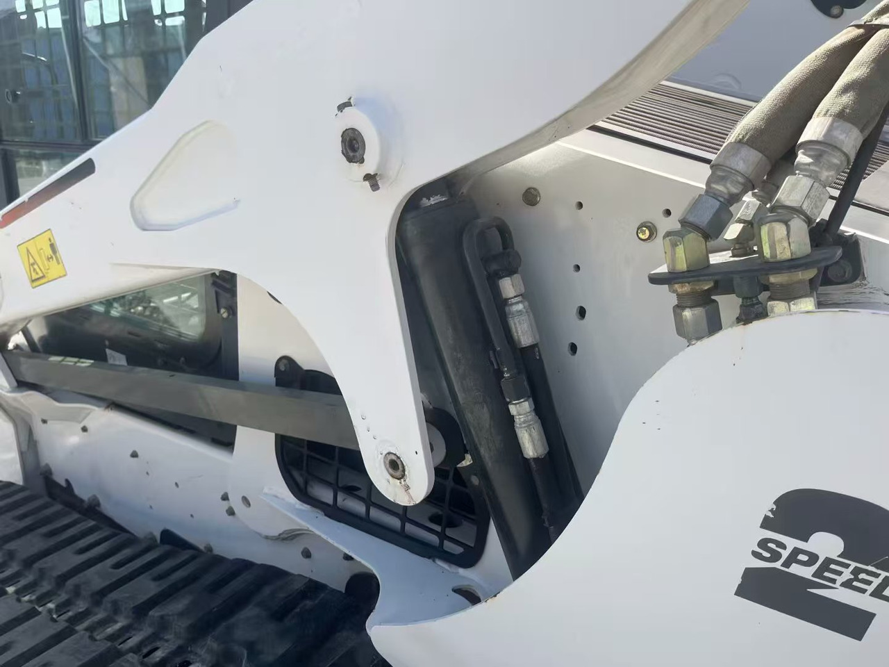 اللودر المجنزر صغير BOBCAT T770: صورة 6 اللودر المجنزر صغير BOBCAT T770: صورة 6