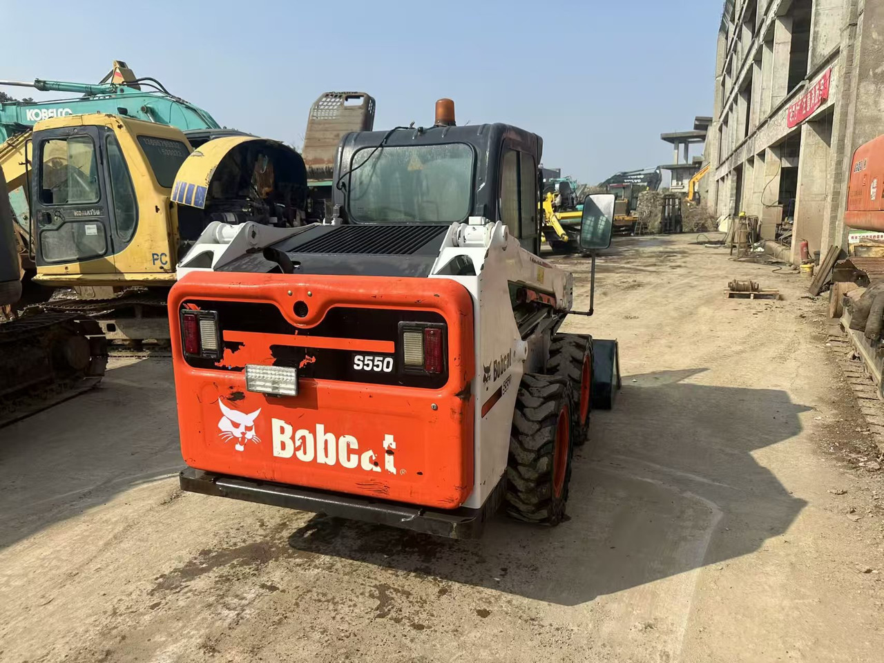 BOBCAT s550 - اللودر بعجل: صورة 5 BOBCAT s550 - اللودر بعجل: صورة 5