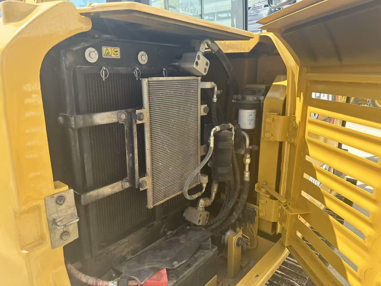 CATERPILLAR 306E2 - حفار زحاف: صورة 3 CATERPILLAR 306E2 - حفار زحاف: صورة 3