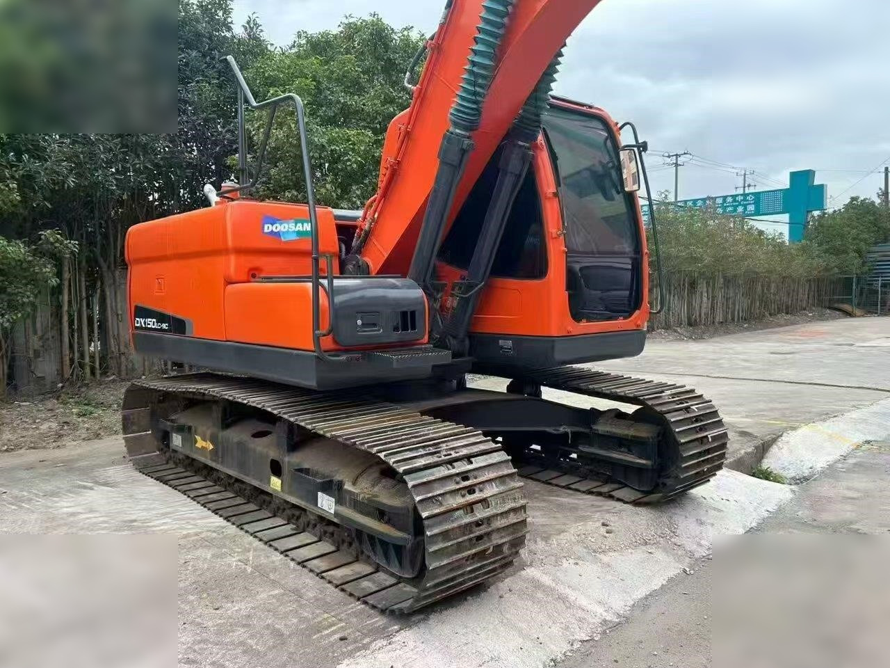 DOOSAN DX150W-9C - حفار زحاف: صورة 1 DOOSAN DX150W-9C - حفار زحاف: صورة 1