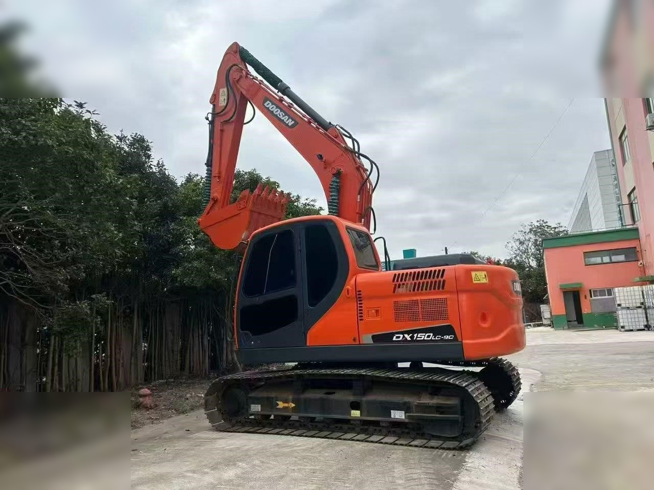 DOOSAN DX150W-9C - حفار زحاف: صورة 4 DOOSAN DX150W-9C - حفار زحاف: صورة 4